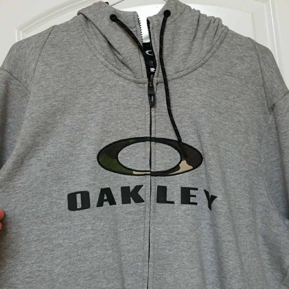 Oakley hoodie XL